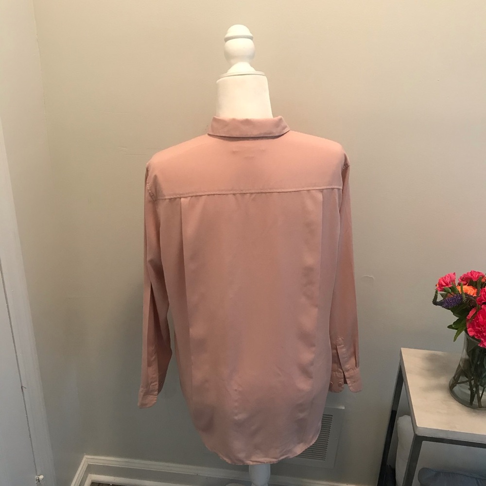 Uniqlo button blouse - Picture 7 of 11